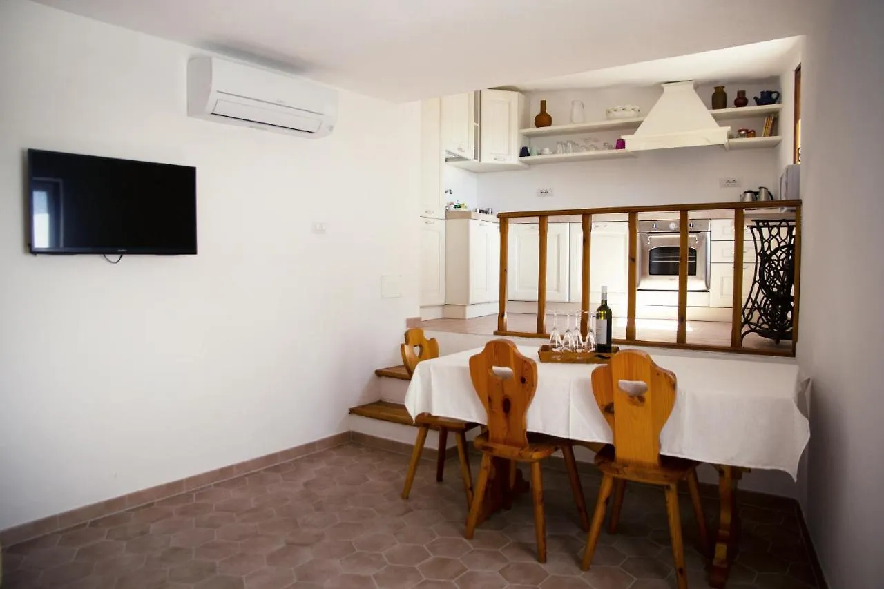 Nonna Maria Apartment Moneglia
